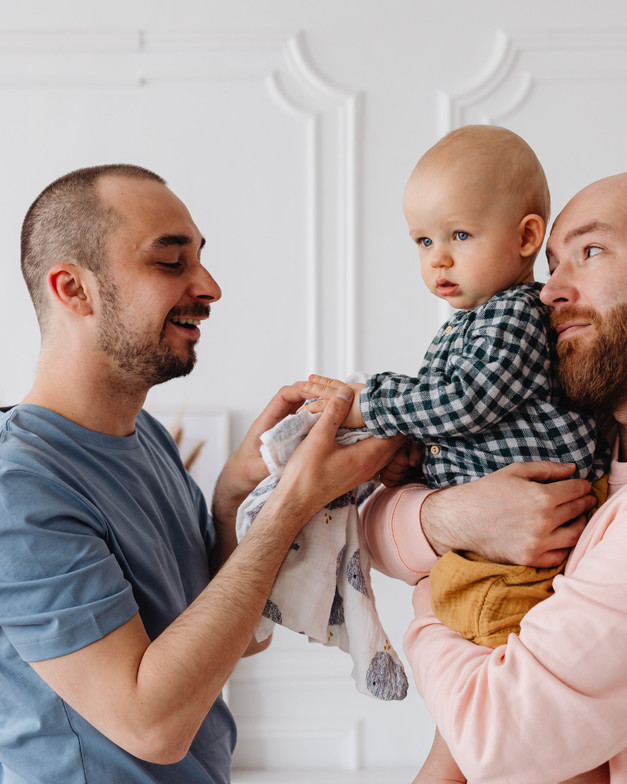 queer therapist near me